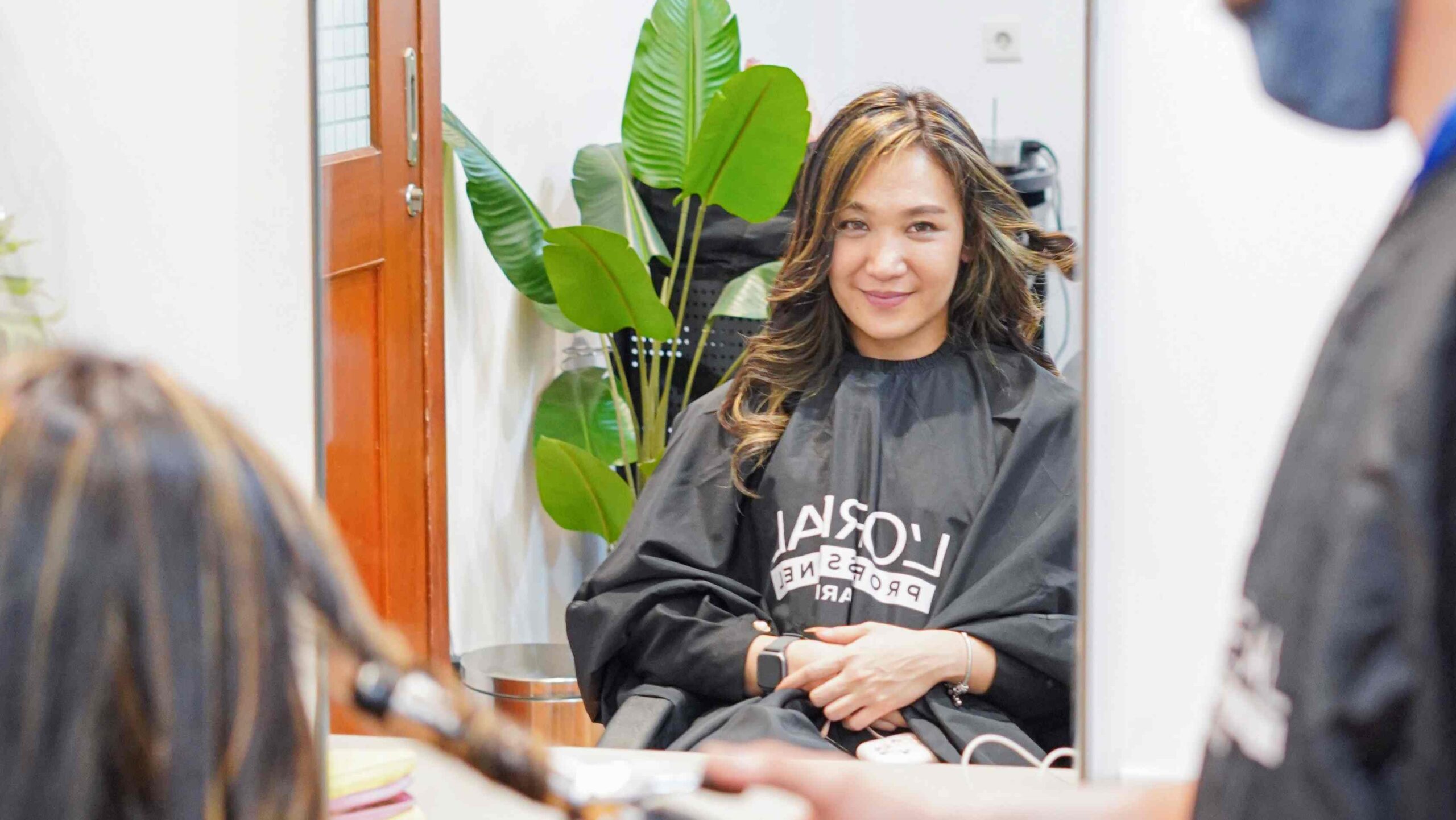 salon wanita meruya. salon kecantikan meruya. salon spa wanita meruya. salon wanita meruya. salon jakbar.hair salon jakarta. treatment rambut jakarta. murnicare glam studio jakarta. glam studio jakarta. murnicare jakarta.