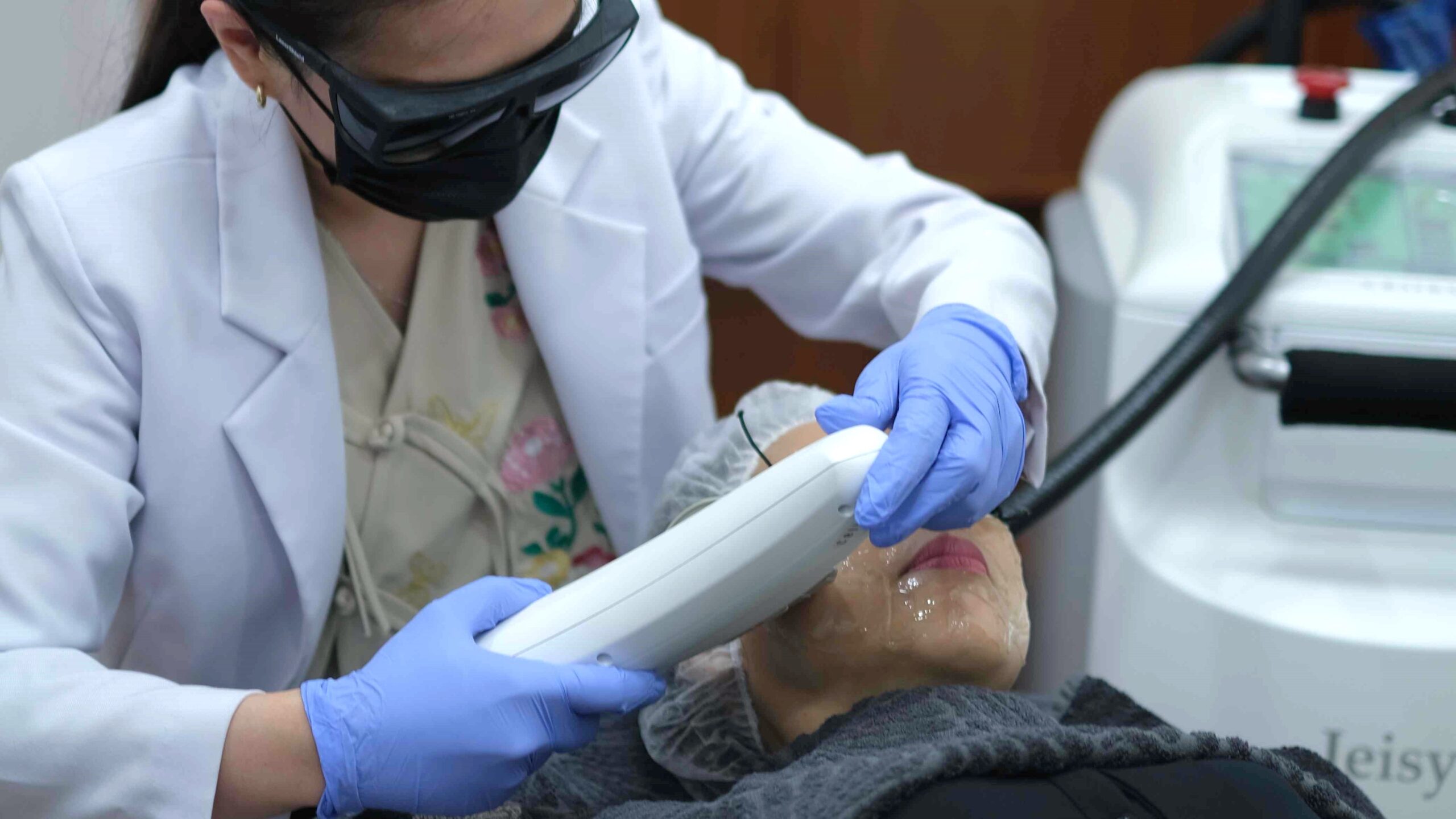 manfaat IPL wajah. Manfaat IPL Rejuvenation. IPL Rejuvenation jakarta barat. Skin clinic jakarta terdekat. ipl rejuvenation jakbar. perawatan ipl rejuvenation jakarta barat. ipl rejuve jakbar. murnicare jakarta barat. murnicare skin clinic jakarta.