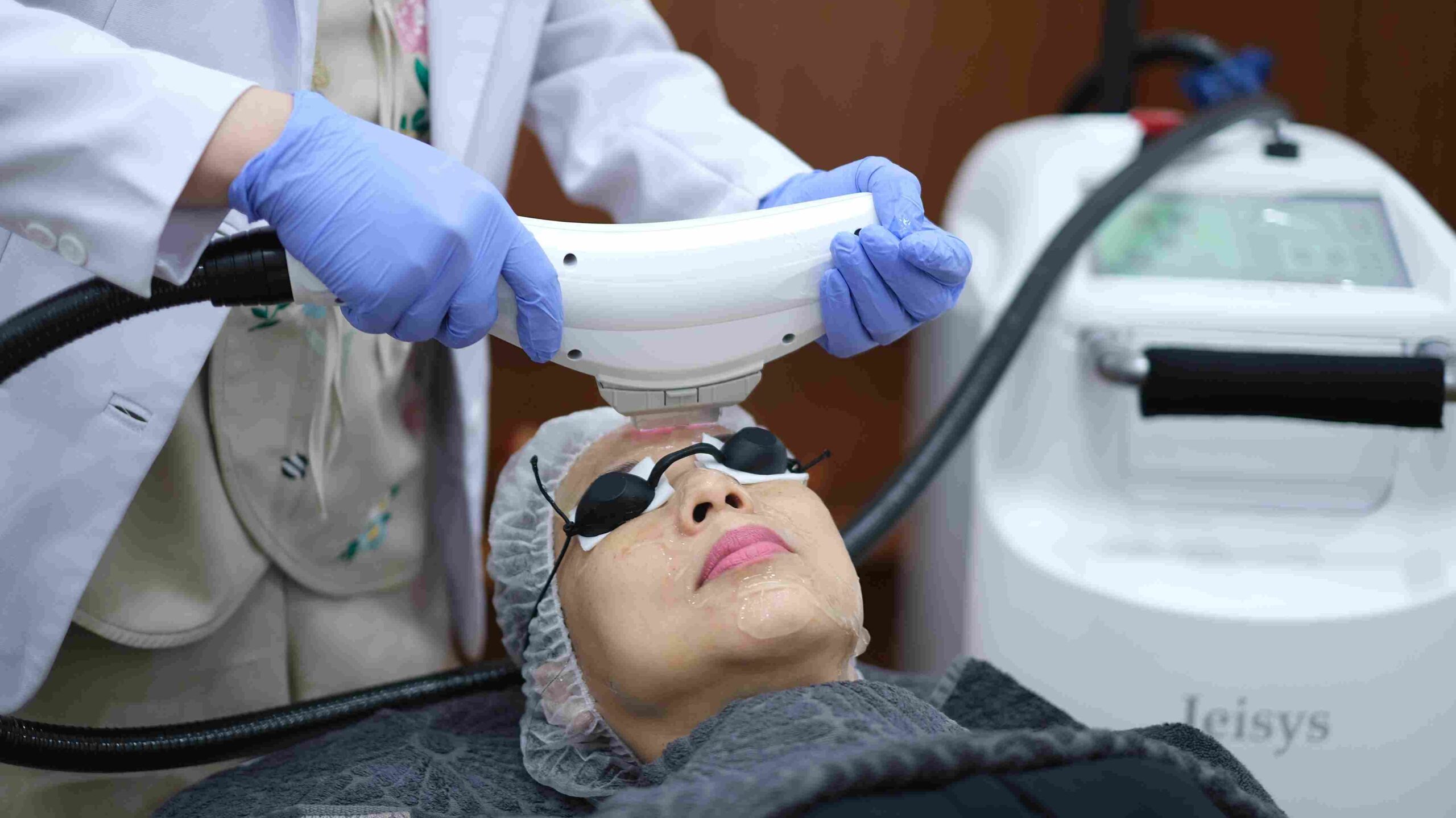 manfaat IPL wajah. Manfaat IPL Rejuvenation. IPL Rejuvenation jakarta barat. Skin clinic jakarta terdekat. ipl rejuvenation jakbar. perawatan ipl rejuvenation jakarta barat. ipl rejuve jakbar. murnicare jakarta barat. murnicare skin clinic jakarta. 