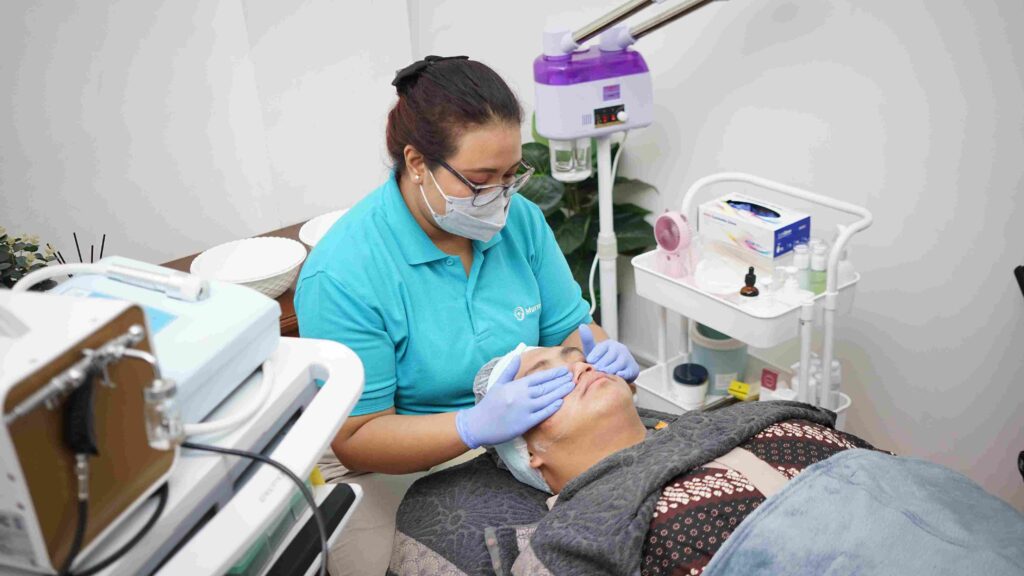acne injection. treatment jerawat meradang. suntik jerawat. cara menghilangkan jerawat meradang. acne injection adalah. cara menghilangkan jerawat. jerawat cystic. jerawat besar sakit. klinik jerawat jakarta. perawatan jerawat dokter. suntik jerawat apakah aman.